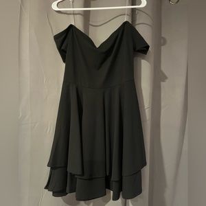 NWT Windsor Off shoulder dress